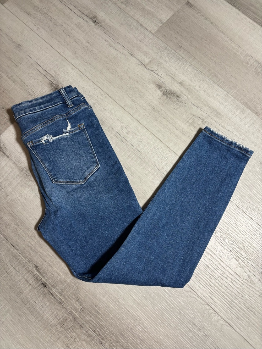 Flying Monkey Distressed Skinny Jeans Size 29